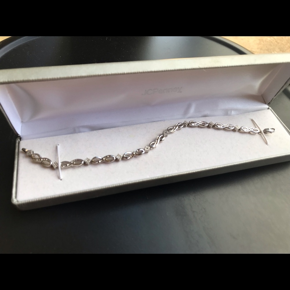 Diamond bracelet